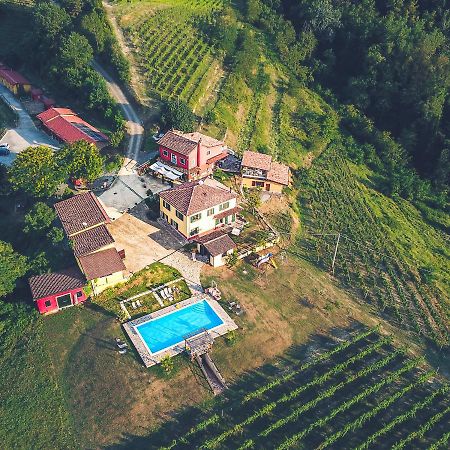 Tenuta Monteoliveto - Family Cottage - Agriturismo Nelle Langhe Vesime 外观 照片