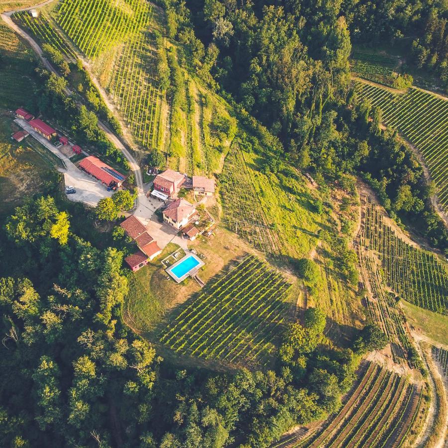 Tenuta Monteoliveto - Family Cottage - Agriturismo Nelle Langhe Vesime 外观 照片
